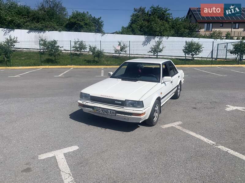 Nissan Bluebird (1987)