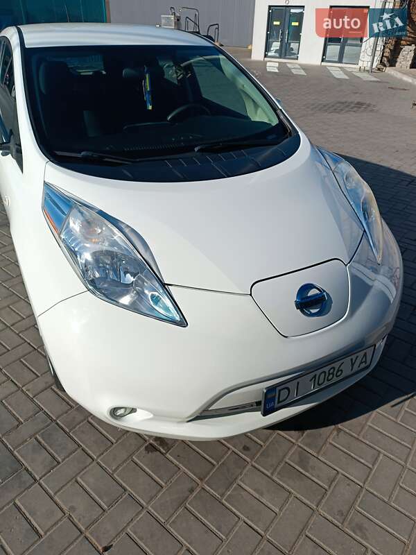 Nissan Leaf (2016)