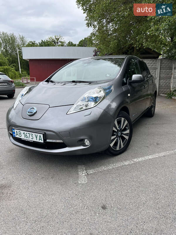 Nissan Leaf (2014)