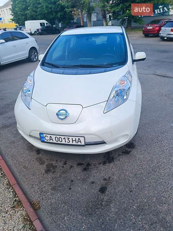 Nissan Leaf (2013)