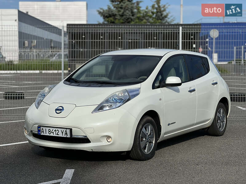 Nissan Leaf (2011)