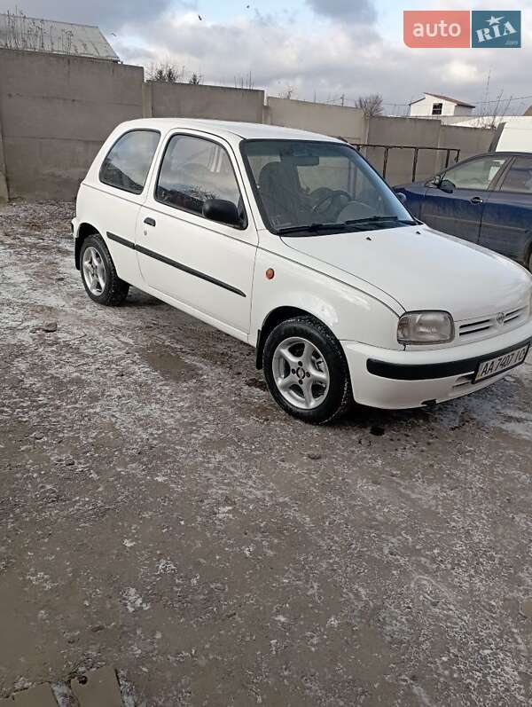 Nissan Micra (1997)