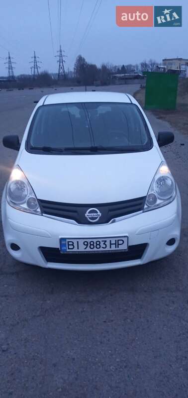 Nissan Note (2011)