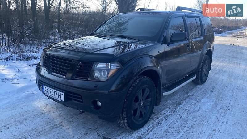 Nissan Pathfinder (2006)