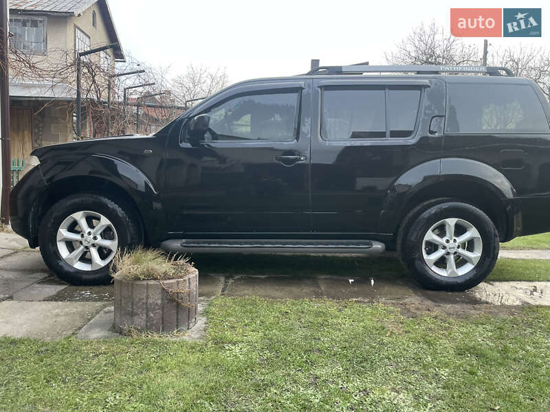 Nissan Pathfinder (2006)