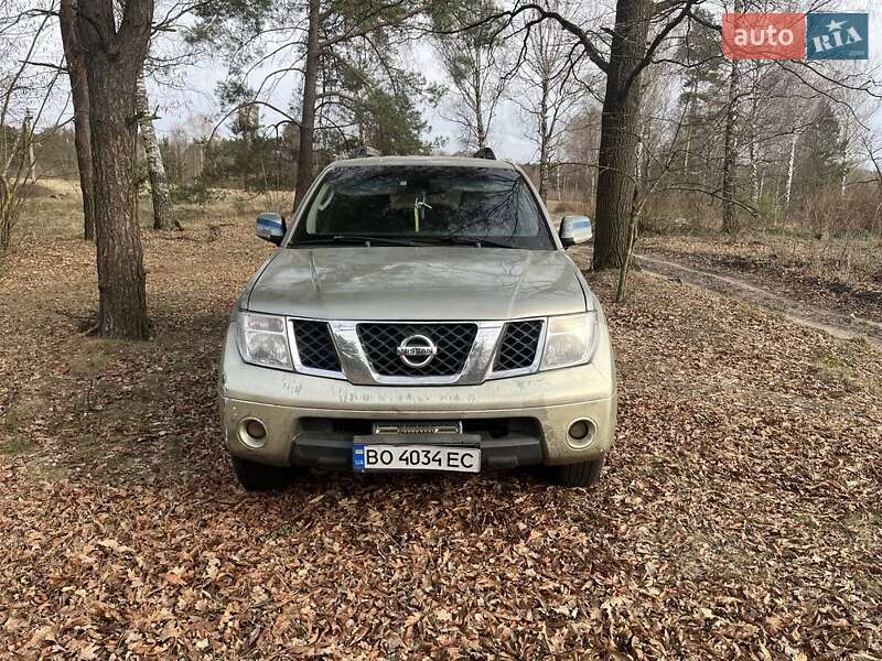 Nissan Pathfinder (2007)