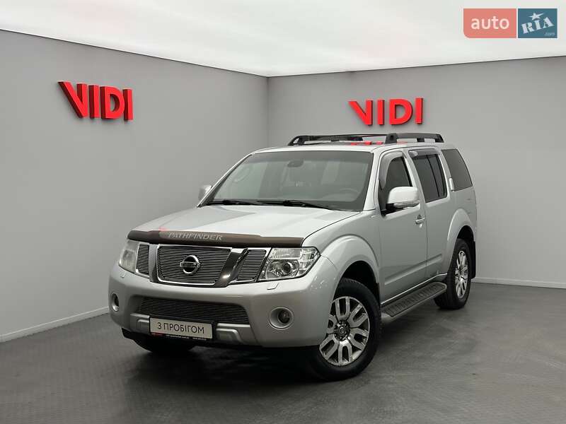 Nissan Pathfinder (2012)