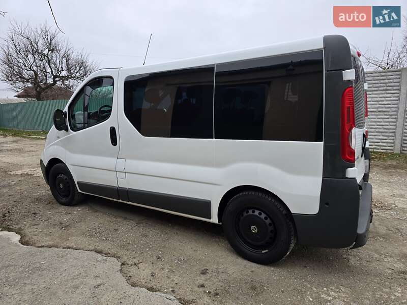 Nissan Primastar (2012)