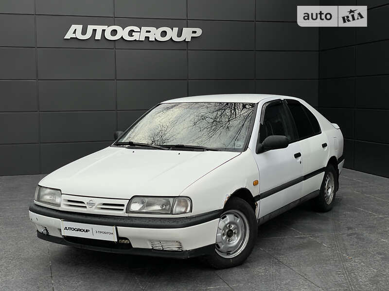 Nissan Primera (1990)
