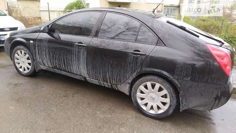 Nissan Primera (2003)