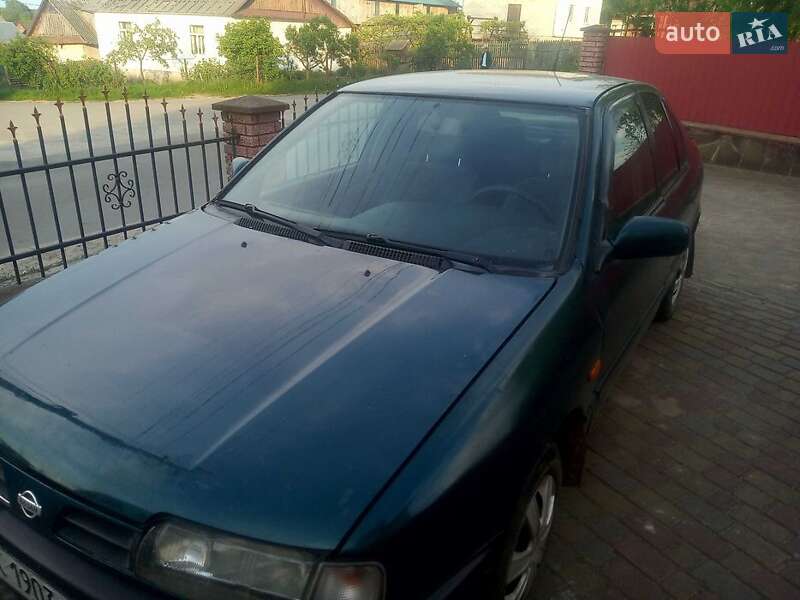 Nissan Primera (1996)