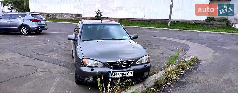 Nissan Primera (2000)