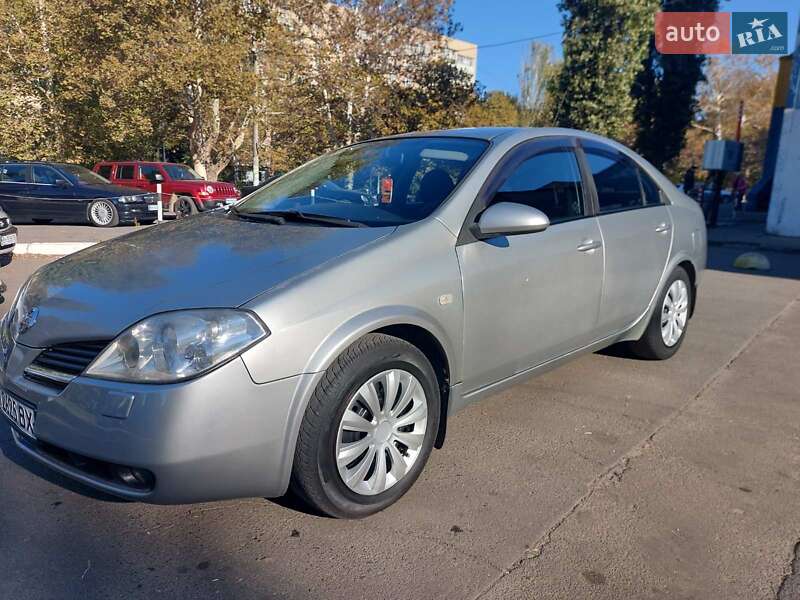Nissan Primera (2005)