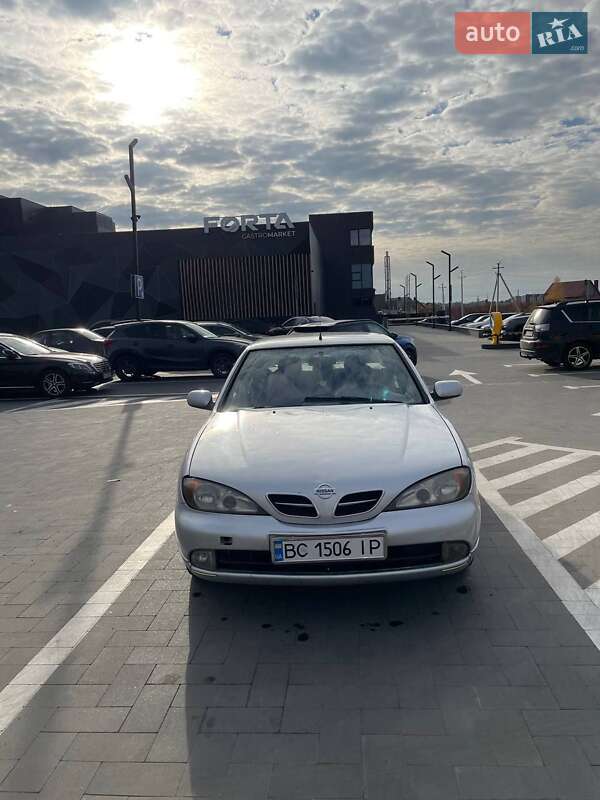 Nissan Primera (2001)