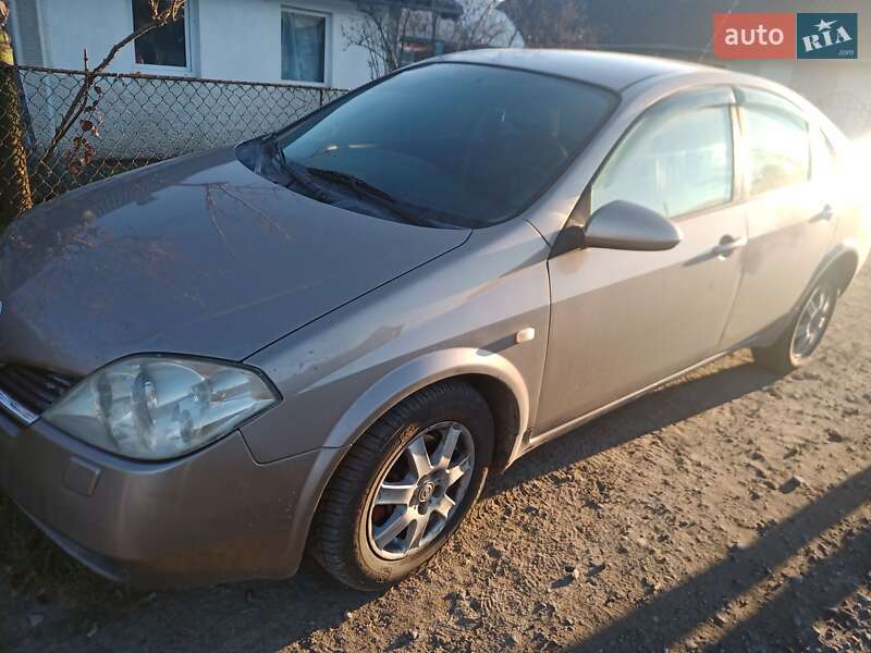 Nissan Primera (2005)