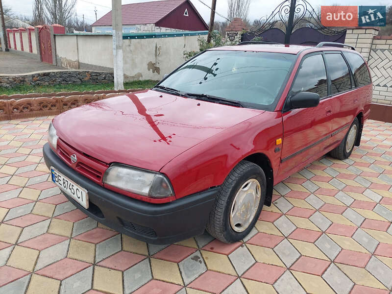 Nissan Primera (1992)