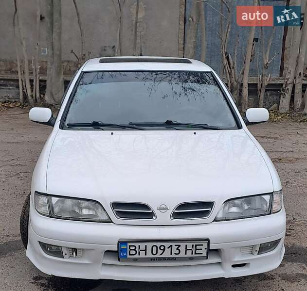 Nissan Primera (1996)