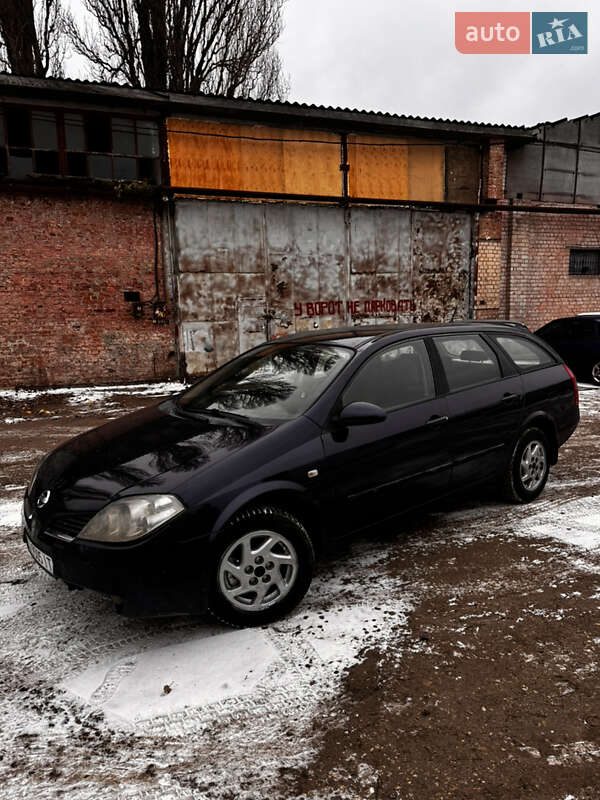 Nissan Primera (2003)