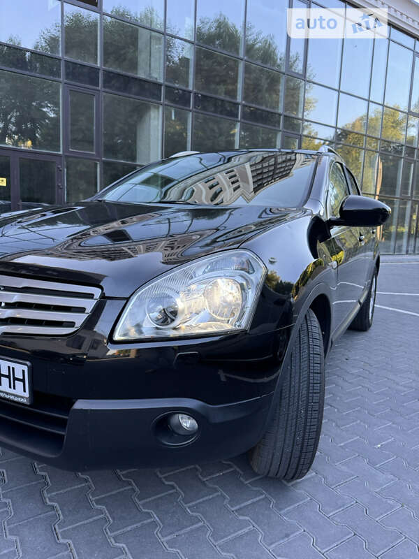 Nissan Qashqai+2 (2009)