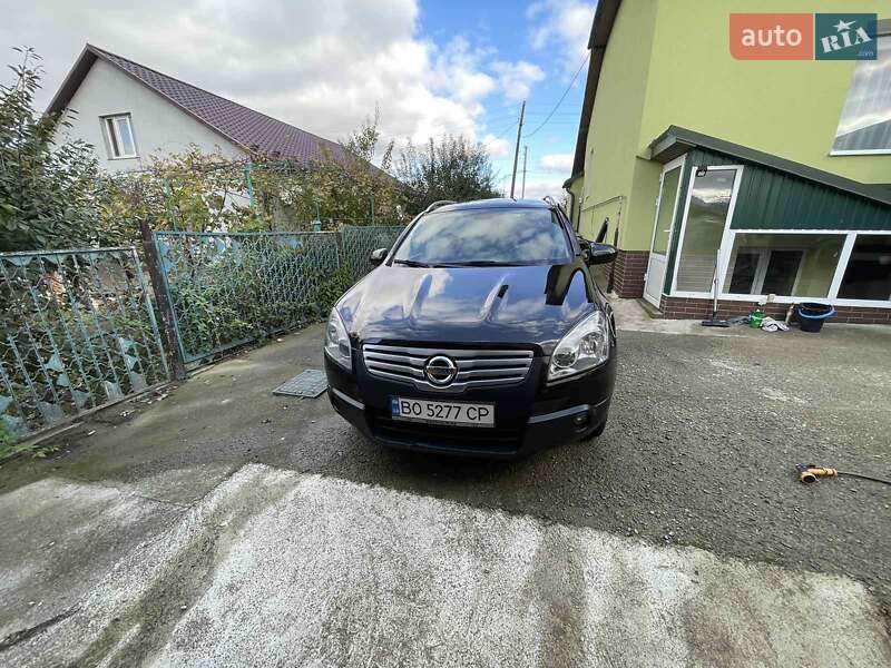 Nissan Qashqai+2 (2009)