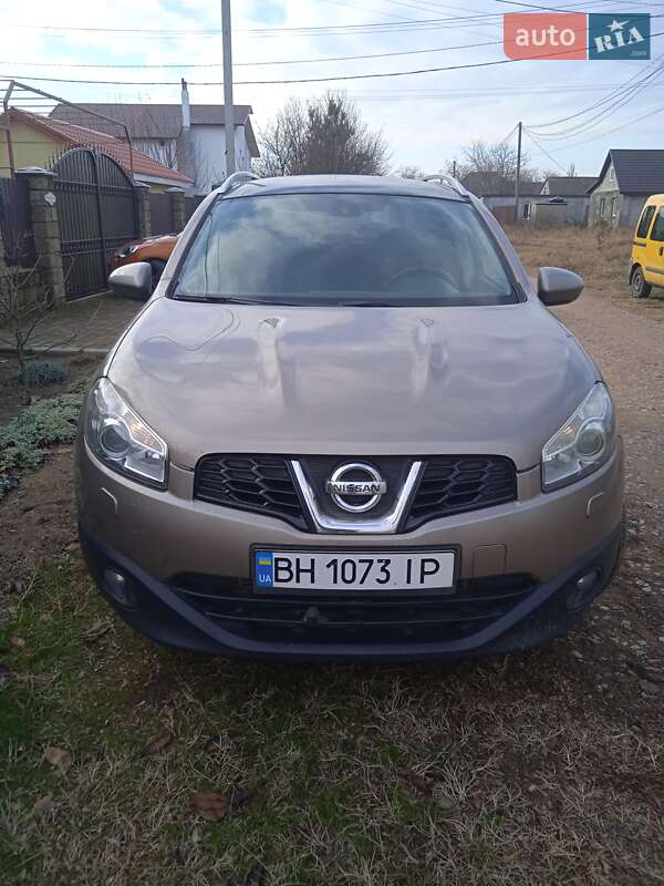 Nissan Qashqai+2 (2010)