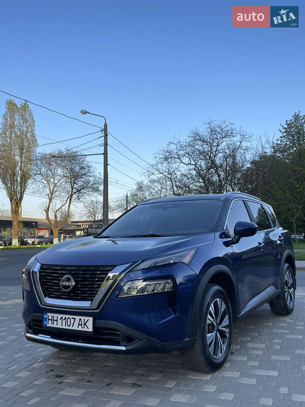 Nissan Rogue (2023)