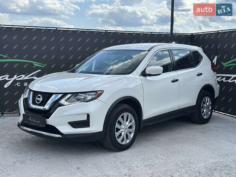 Nissan Rogue (2016)