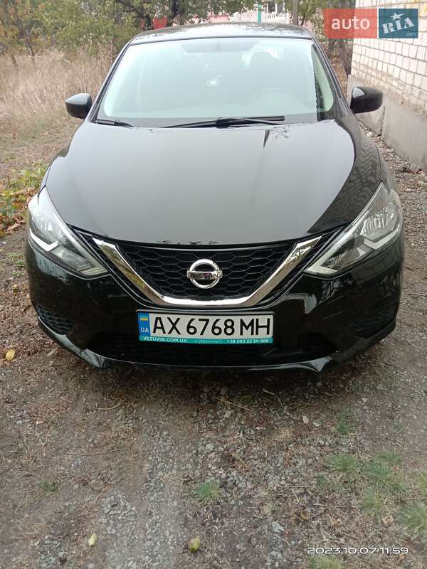 Nissan Sentra (2019)
