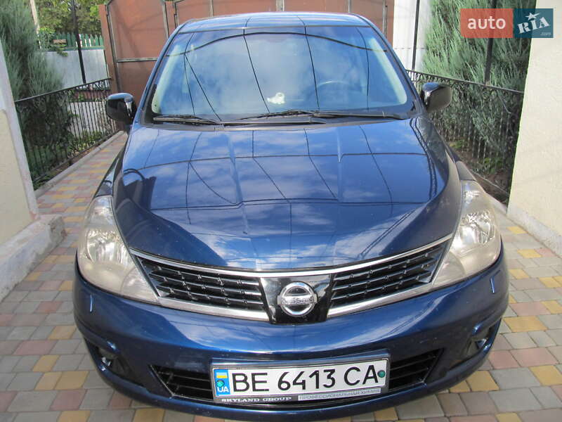 Nissan Tiida (2007)