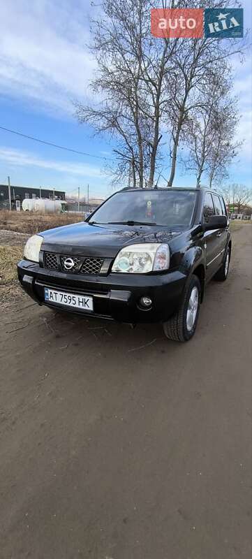 Nissan X-trail (2005)