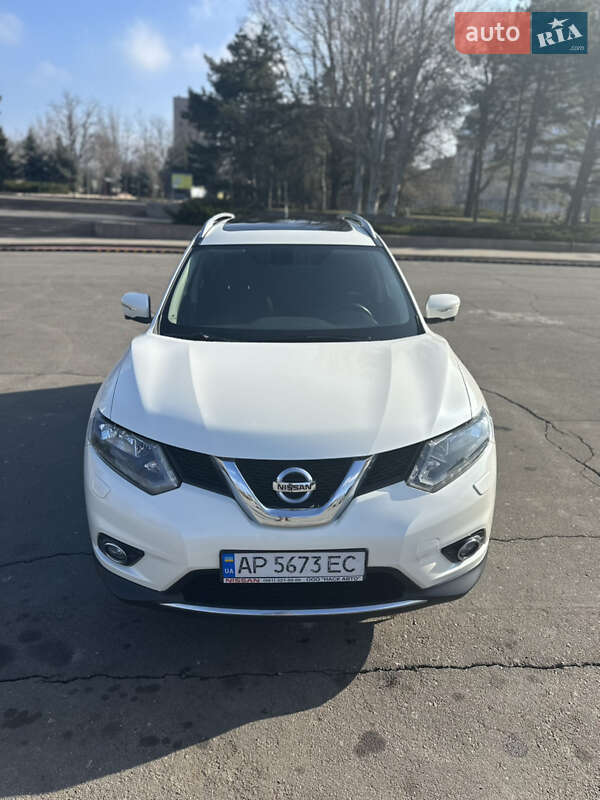 Nissan X-trail (2017)