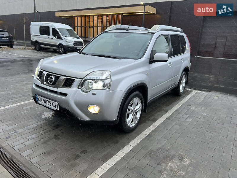 Nissan X-trail (2013)