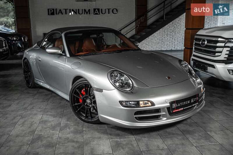 Porsche 911 (2004)