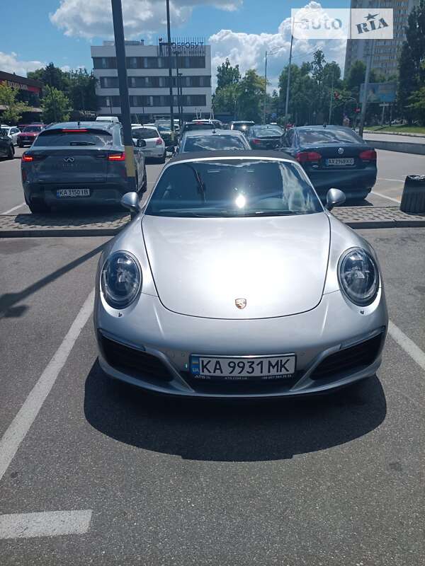 Porsche 911 (2016)
