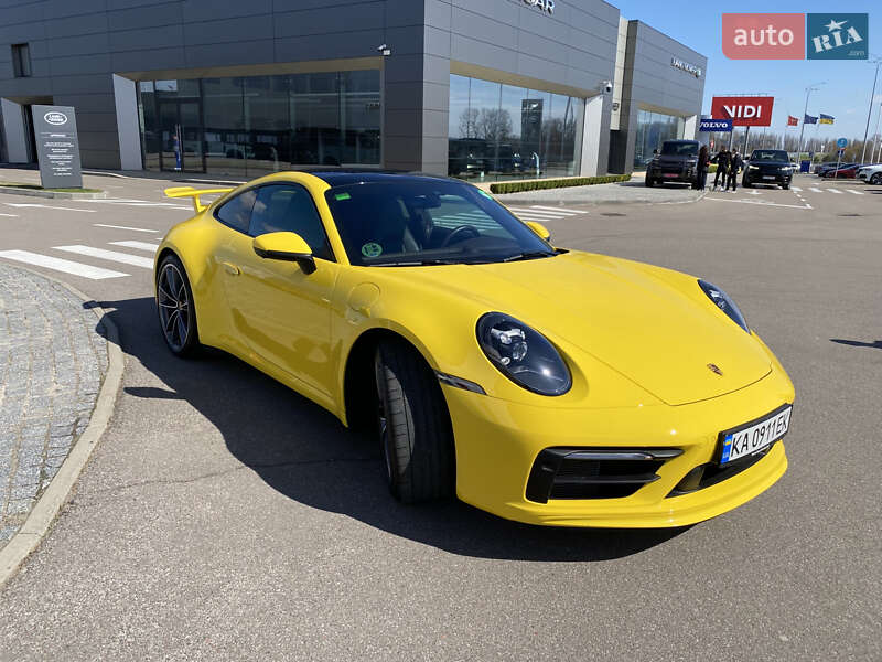 Porsche 911 (2021)