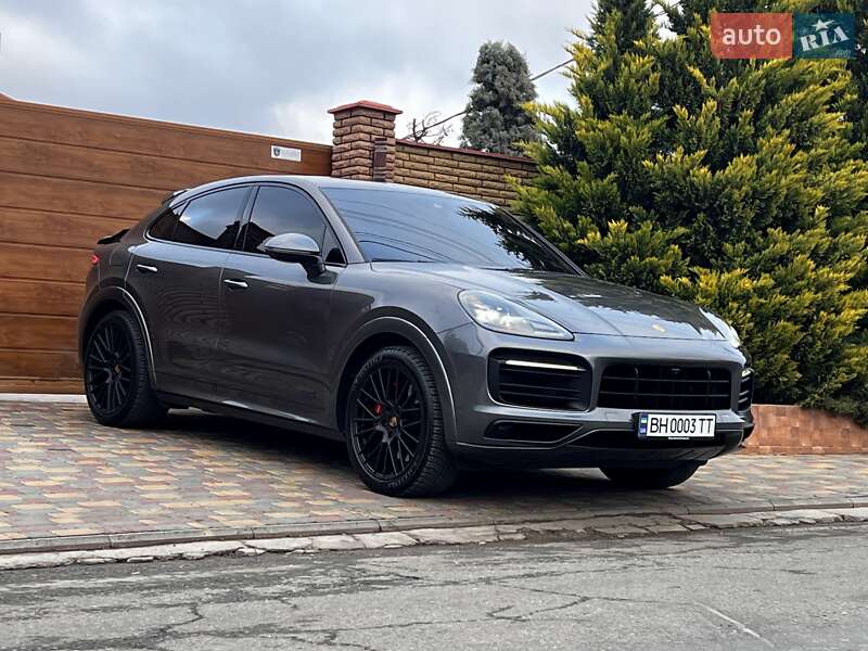 Porsche Cayenne coupe (2021)