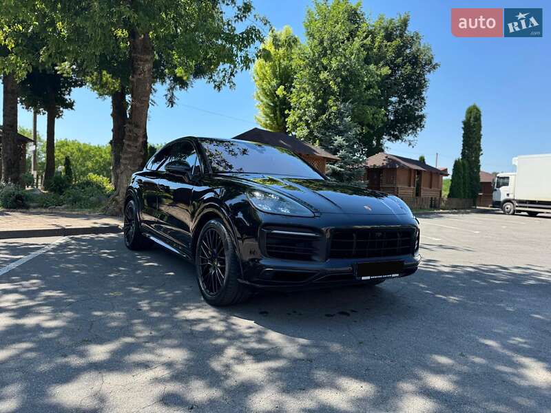 Porsche Cayenne coupe (2021)