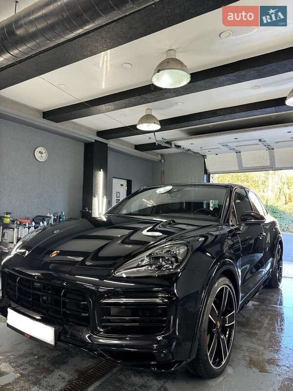 Porsche Cayenne (2021)
