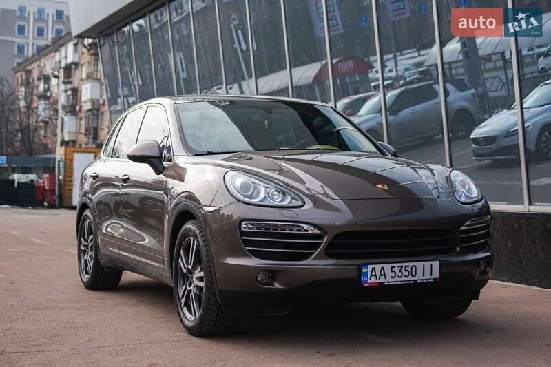 Porsche Cayenne (2013)