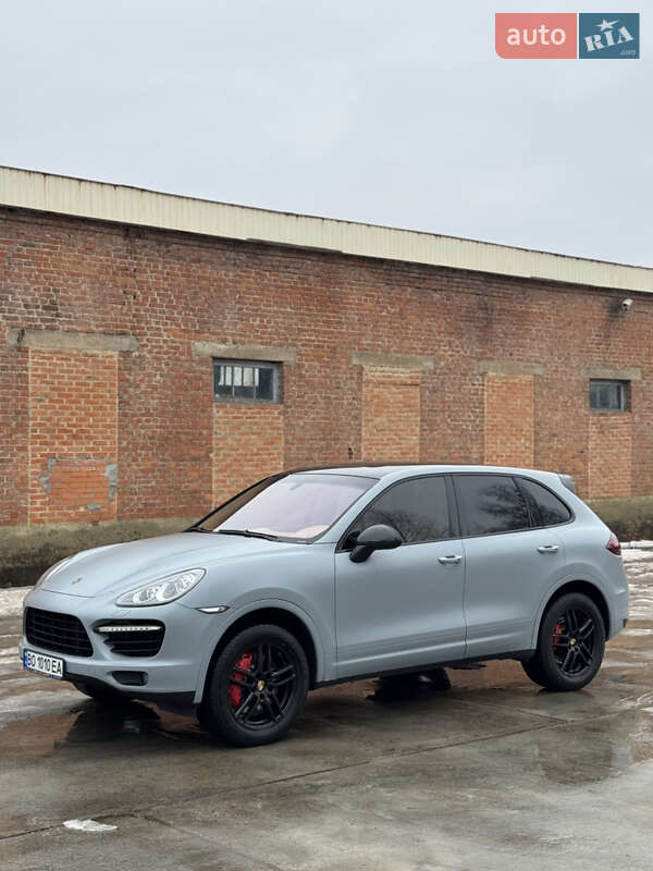 Porsche Cayenne (2010)