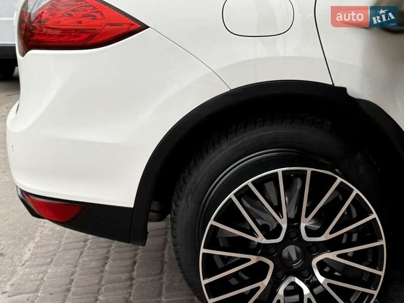 Porsche Cayenne (2011)