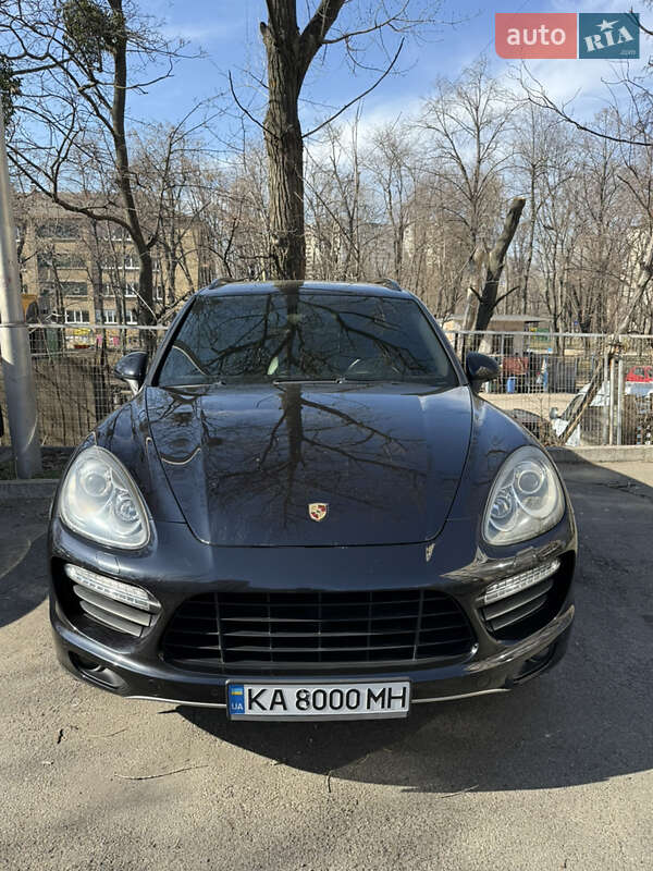 Porsche Cayenne (2011)