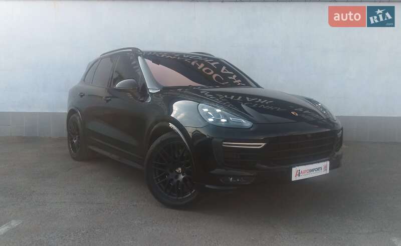 Porsche Cayenne (2017)