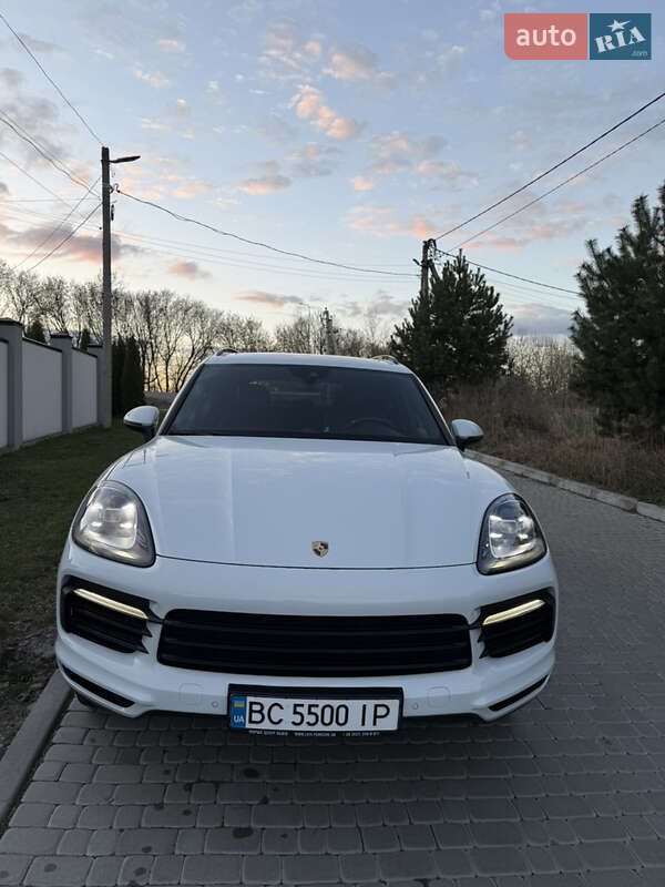Porsche Cayenne (2018)