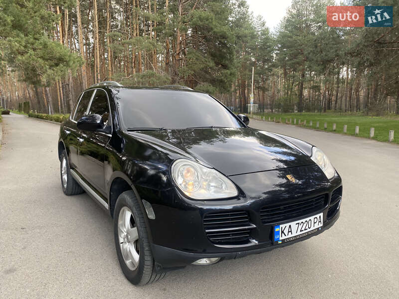 Porsche Cayenne (2004)