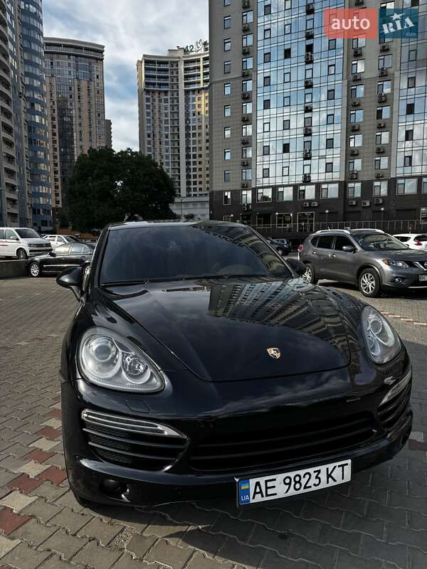 Porsche Cayenne (2012)
