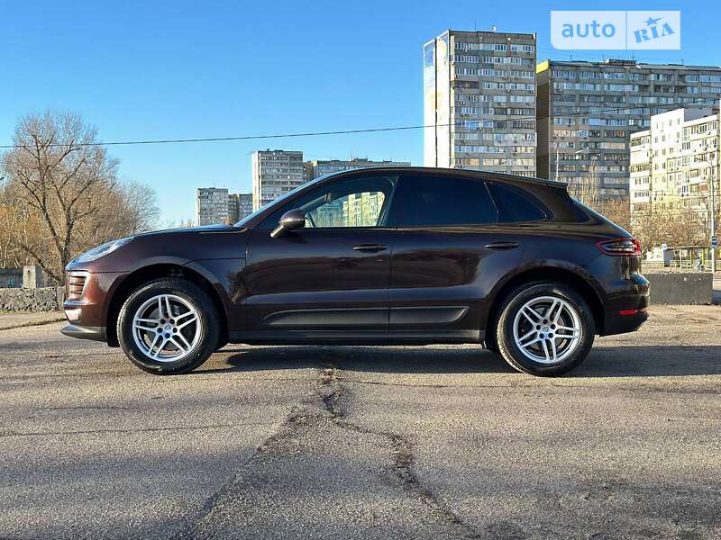 Porsche Macan (2018)