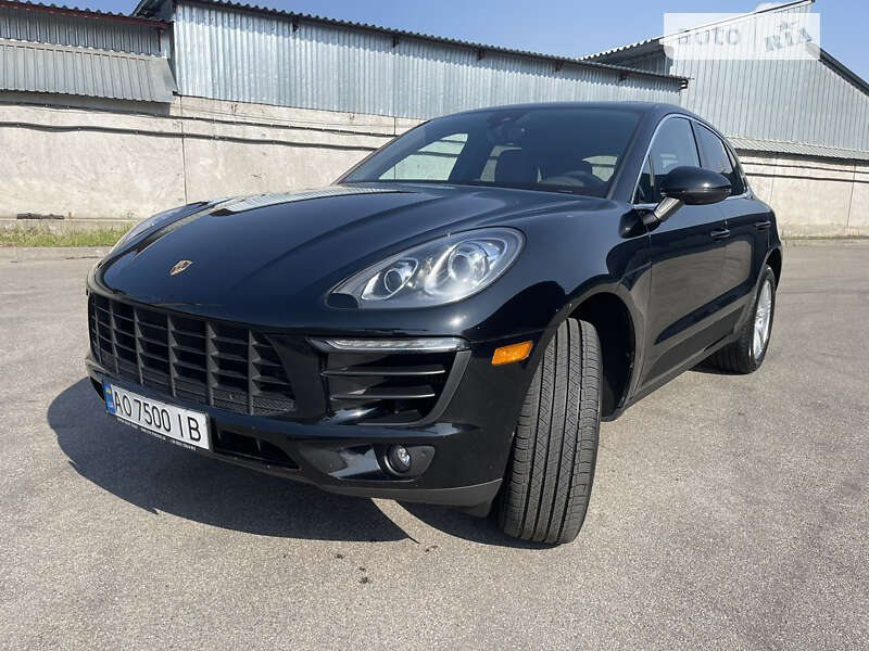 Porsche Macan (2015)