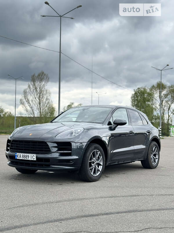 Porsche Macan (2020)