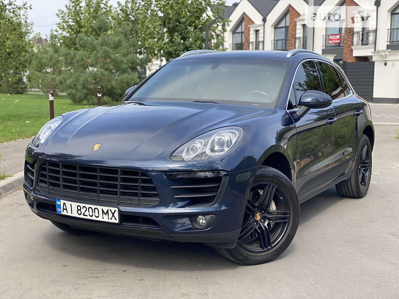 Porsche Macan (2015)